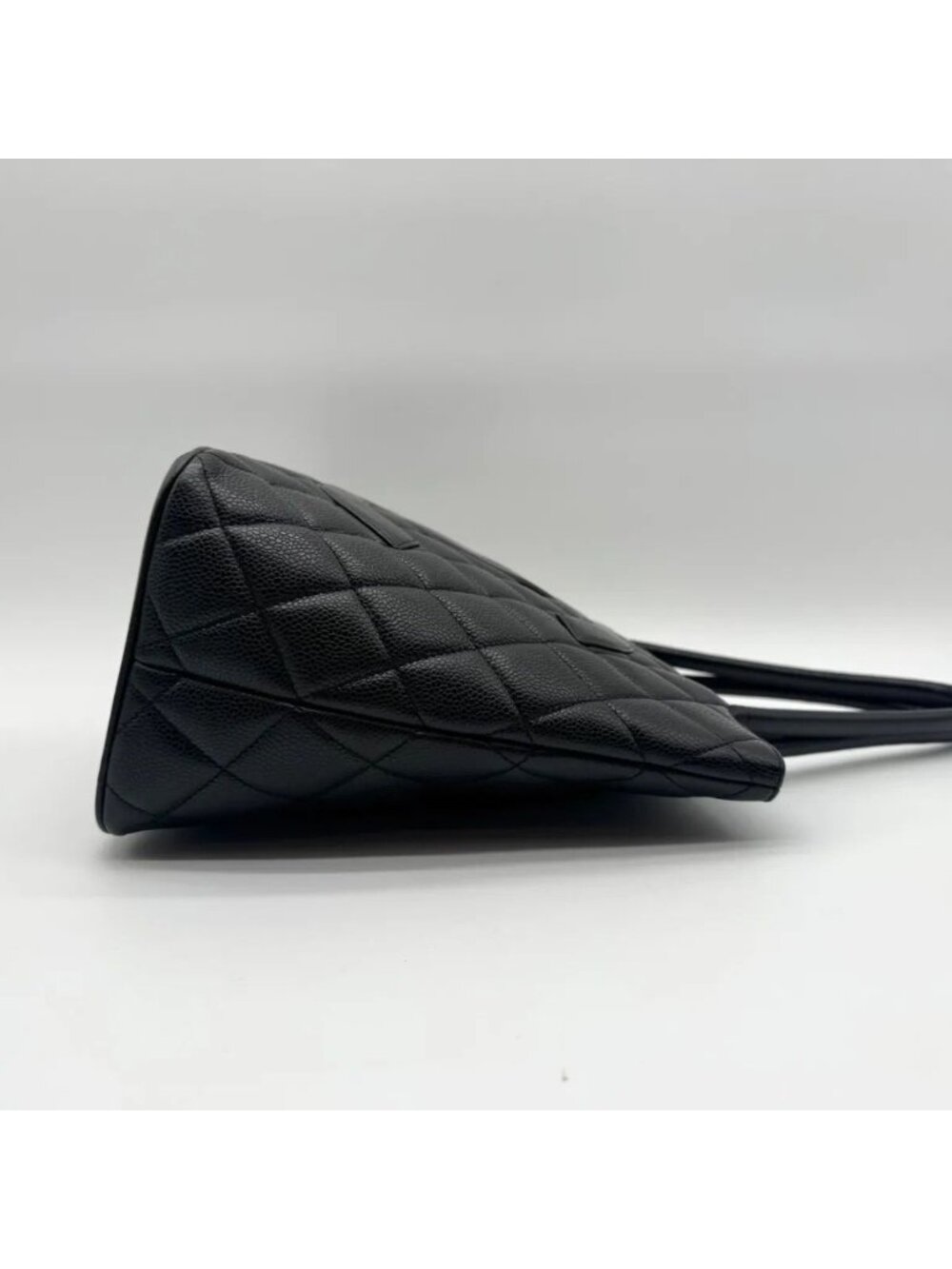 Chanel Tote Medallion CC Logo Silver Caviar Leather Quilted Black - Picture 3 of 15